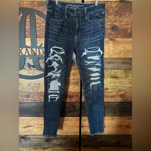 American Eagle Distressed Dark Blue Skinnny Jeans - Picture 1 of 6